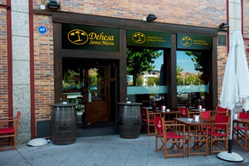 Local Dehesa Santamaria